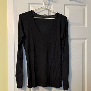 Classic Black V-Neck Long Sleeve Top